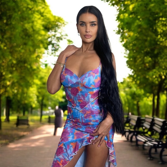 Meet your Posher, Erica - Picture 1 of 1